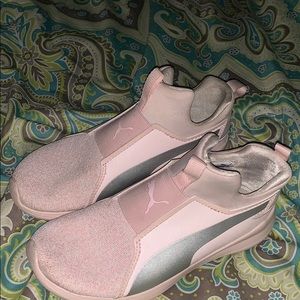Girls size 11 Puma